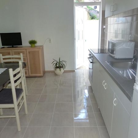 Apartments Smiljana Omiš Dış mekan fotoğraf