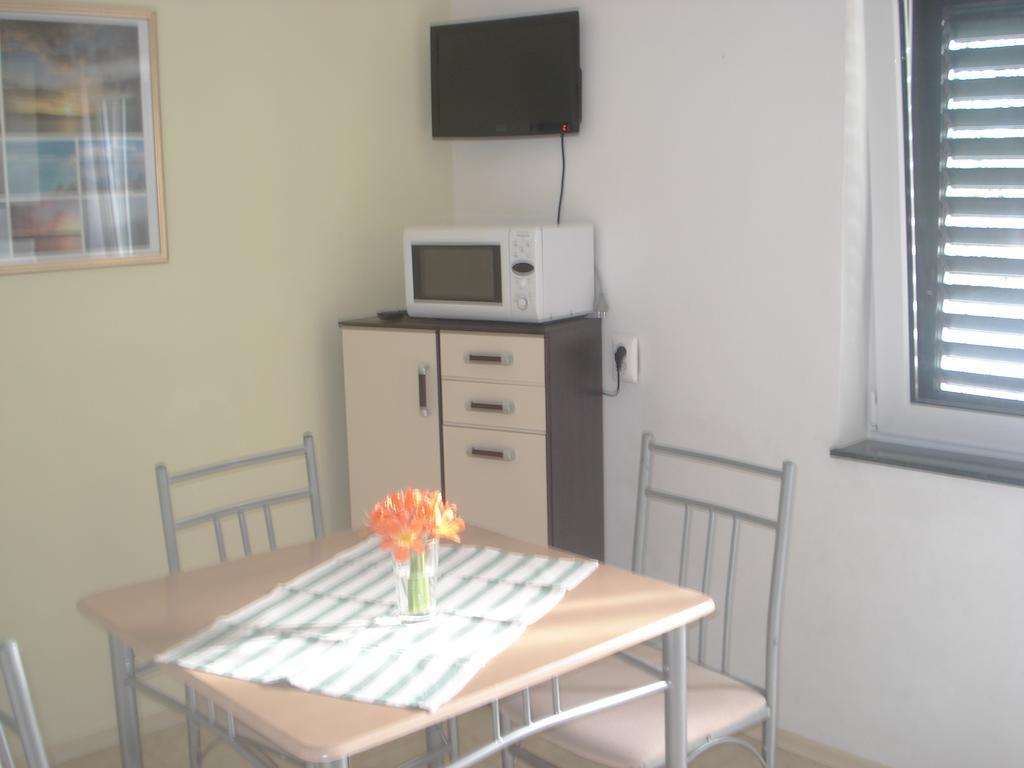 Apartments Smiljana Omiš Dış mekan fotoğraf