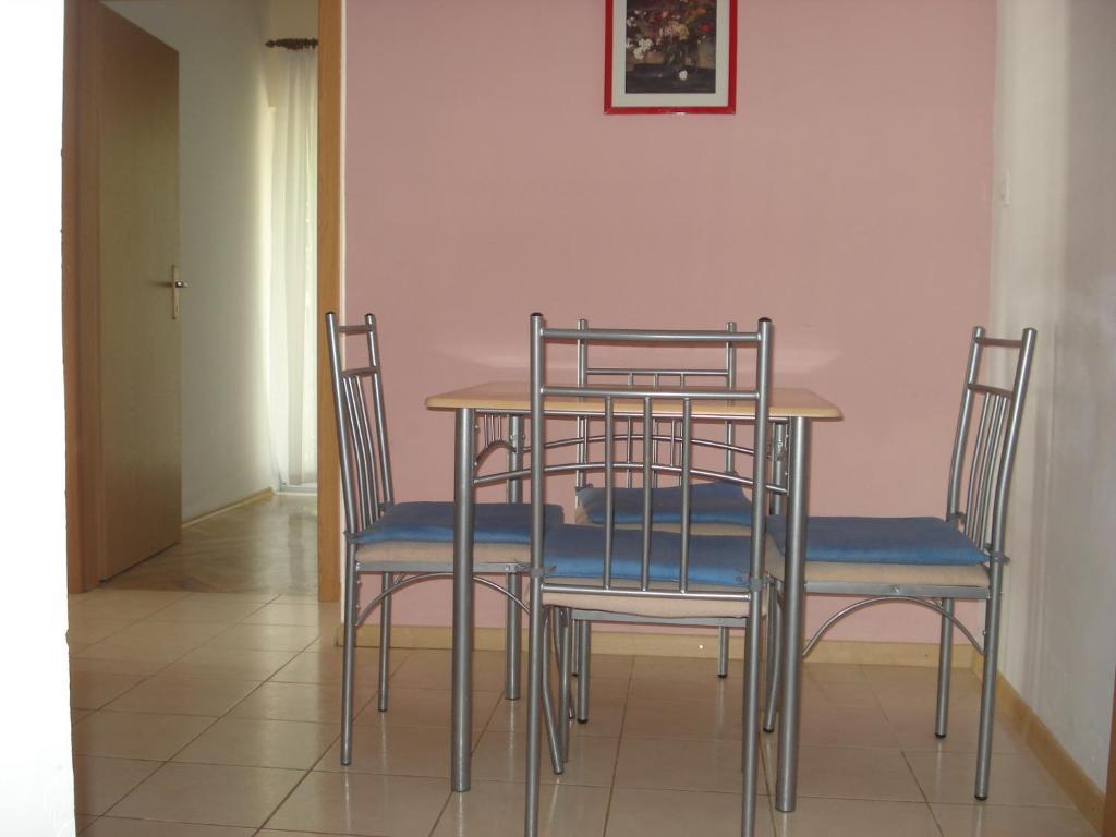 Apartments Smiljana Omiš Dış mekan fotoğraf