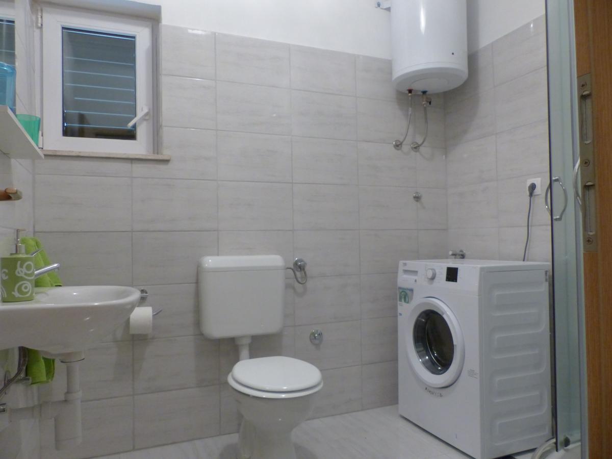 Apartments Smiljana Omiš Dış mekan fotoğraf